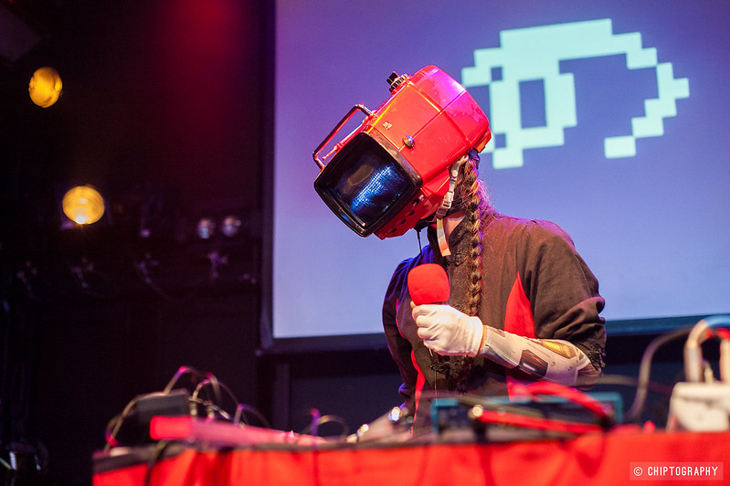 Файл:2Pcolor 2019.jpg